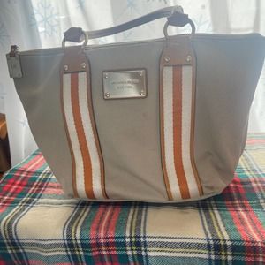 Michael Kors small tote in great condition